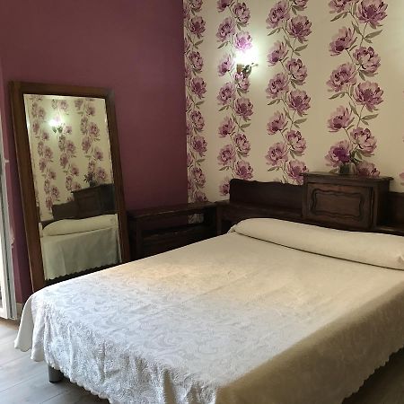 Hotel Au Picardy Nice Ngoại thất bức ảnh